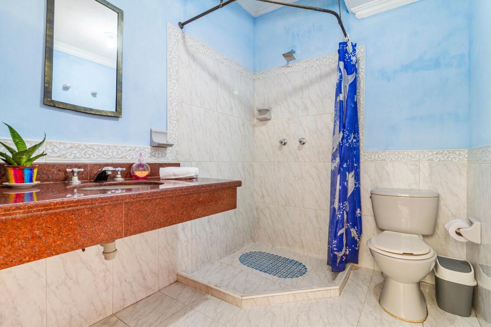 Hostal Cartagonova - Habitaciones Privadas Y Amplias Cerca A Zonas Turisticas Cartagena Exterior photo
